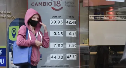 En las pizarras de los cambios privados la moneda ya se ofrecía en la franja de $ 39 en la punta compradora.