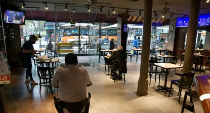 Ventas en comercios caen 1,4% a marzo, pero el coronavirus empeorará los números