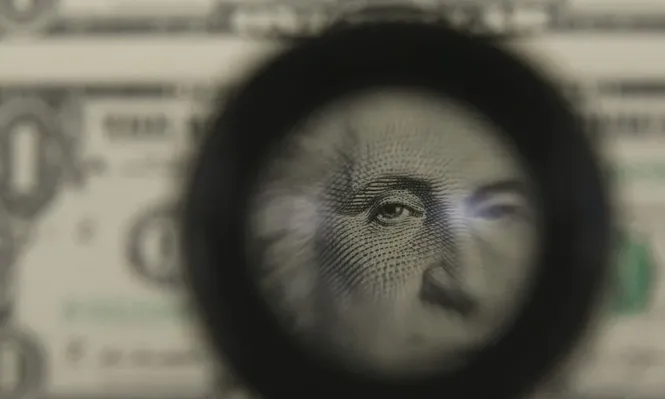 El dólar mantuvo la racha bajista al cierre de la semana