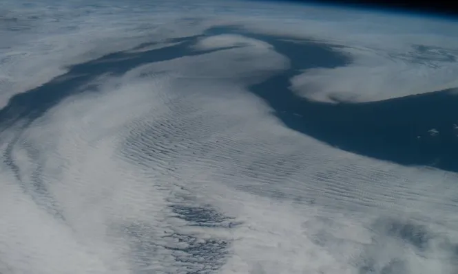 Nubes sobre el Océano Atlántico
