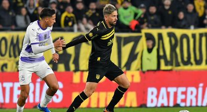 Gastón Ramírez, de Peñarol, en acción