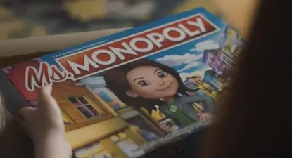En el nuevo Monopoly, las mujeres ganan más que los hombres