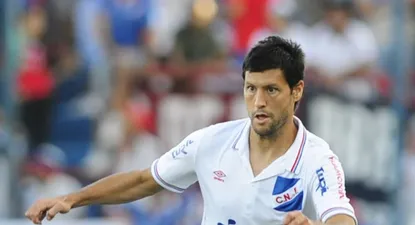 Munúa con el equipo en obra