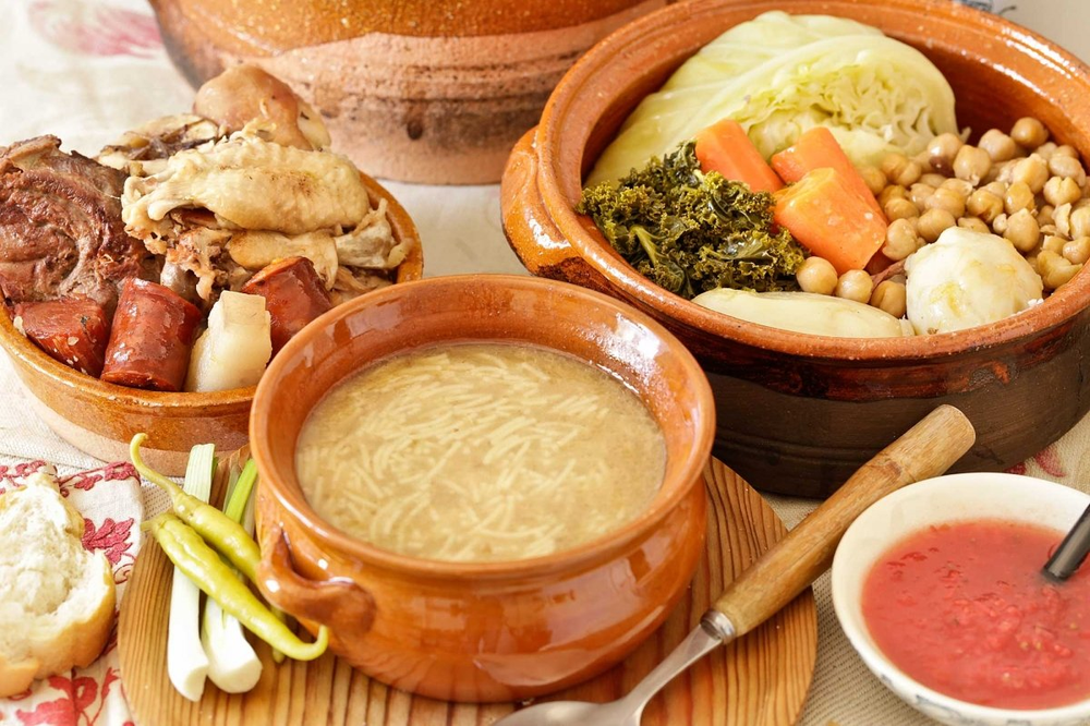El cocido, el plato más tipico de la cocina madrileña.