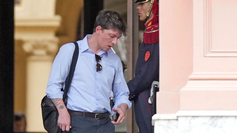 santiago-caputo-1840550