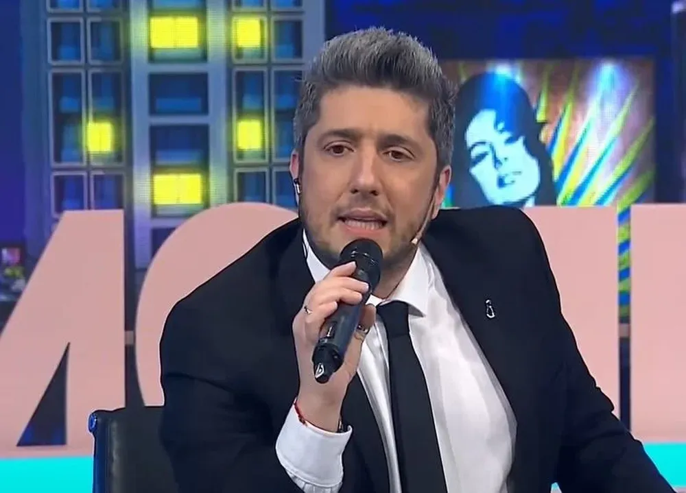 Jey Mammón, conductor de Los Mammones