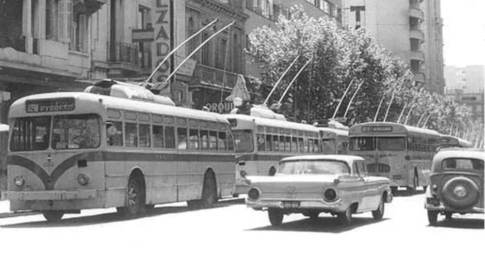 Los trolebuses vieron pasar 41 años de la historia de Montevideo
