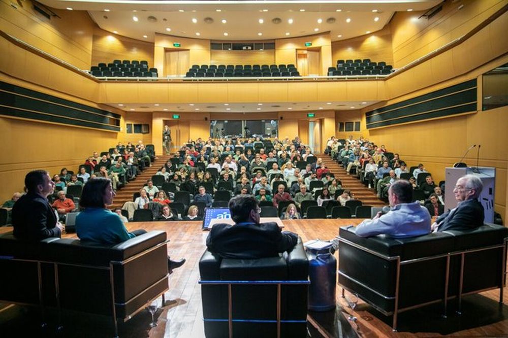 Foro Inale 2024 a sala llena.