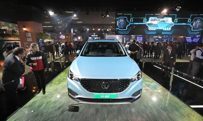 Coche eléctrico chino.