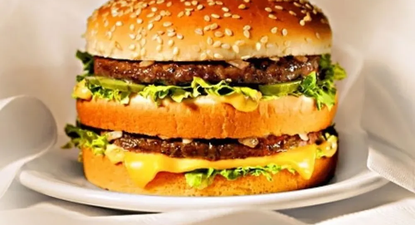 Índice Big Mac: el peso uruguayo es el más sobrevaluado en el mundo