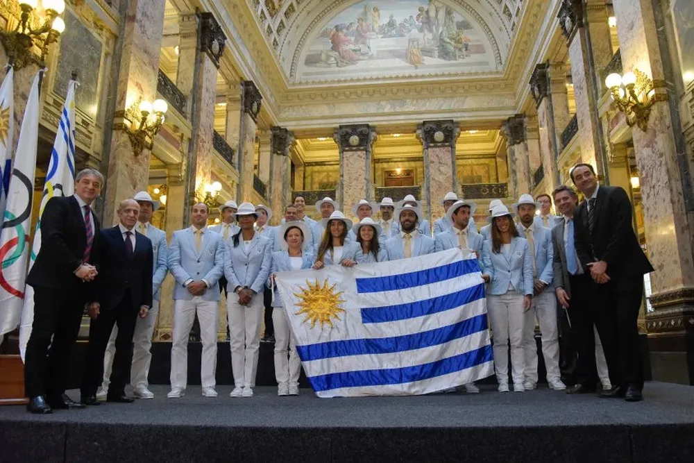 La delegación uruguaya en el Palacio Legislativo