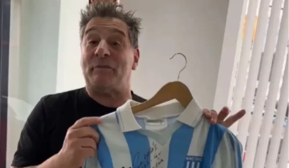 La chicana del vendedor de camisetas al Turco García tras la pelea a piñas en vivo