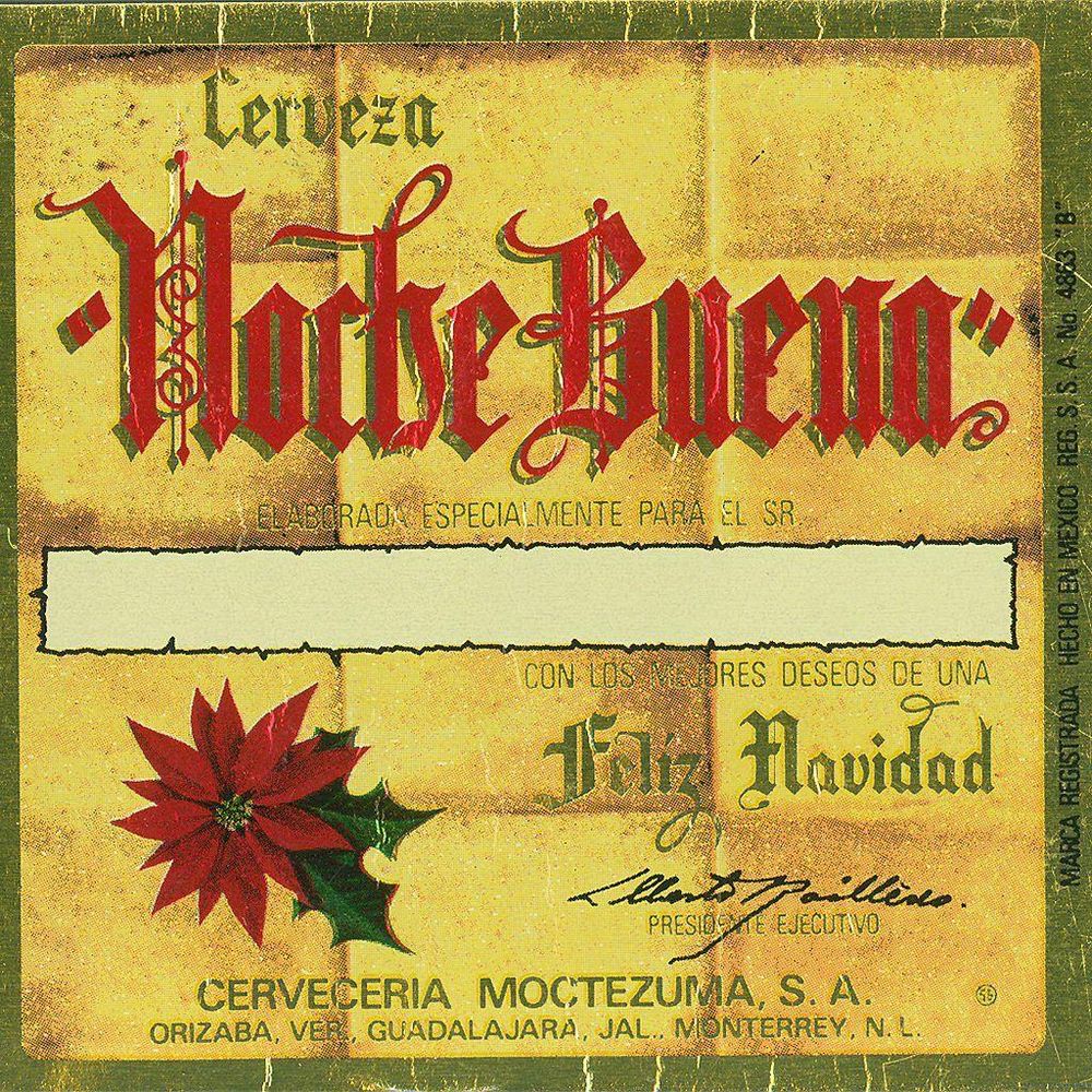Las flores de Nochebuena, como la mostrada en esta publicidad, también son tradicionales de la Navidad mexicana