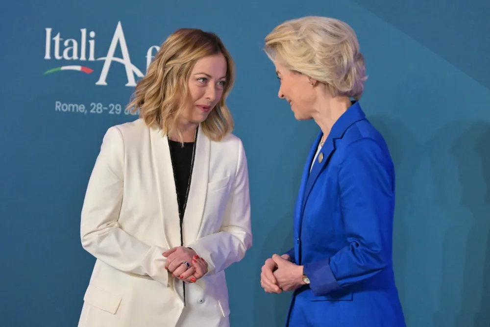 Giorgia Meloni y Úrsula von der Leyen