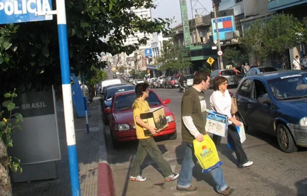 Los turistas brasileños agotan las existencias en Rivera