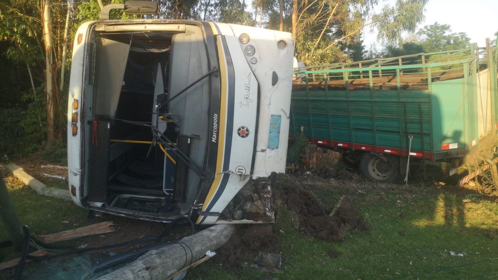 Así terminaron los vehículos tras el accidente