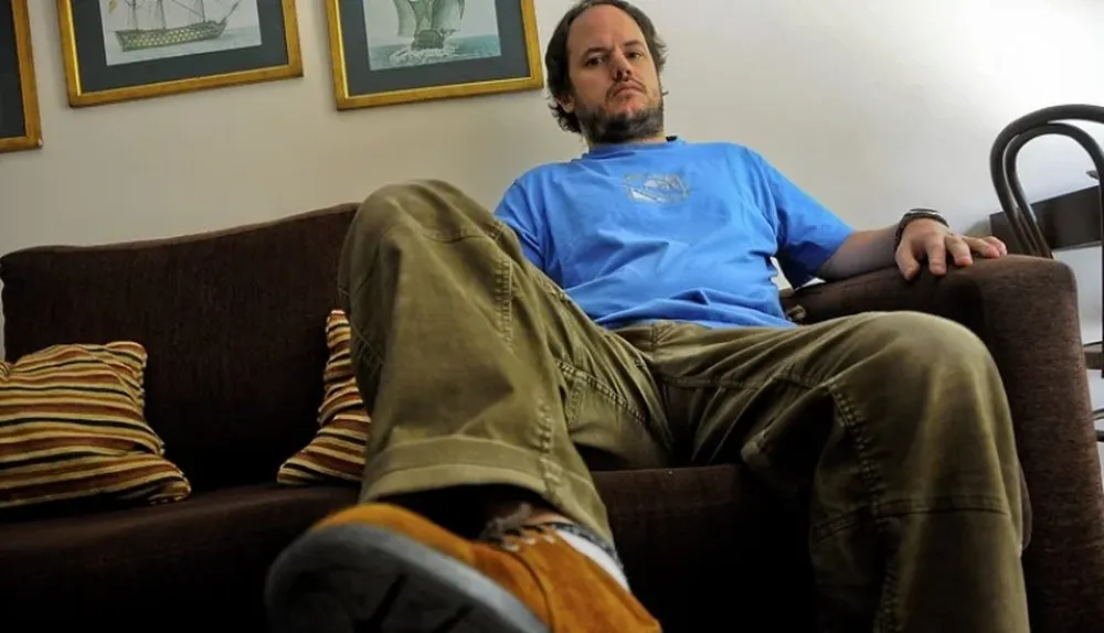 Sus estudios en Ciencias de Comunicación ayudaron a Dieste en la actuación