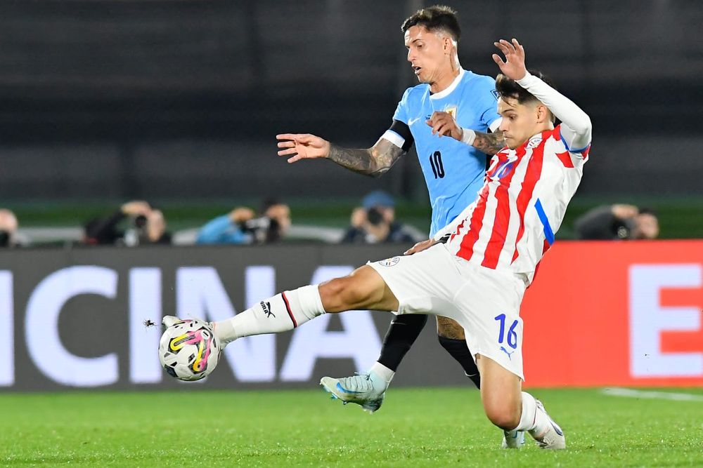 Brian Rodríguez de la selección de Uruguay ante Paraguay