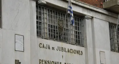 ¿La Caja Bancaria también hace agua? Polémica entre AEBU y experto vinculado al gobierno