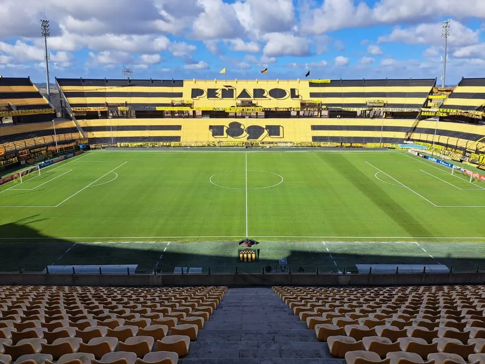 El cono de sombra oscura en el Campeón del Siglo