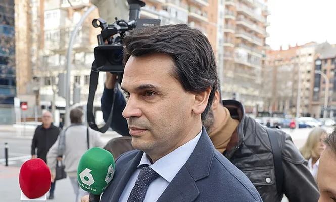 Alberto González Amador