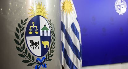 Cobrar por estar a la orden: el secreto mejor guardado que el Estado tiene desde hace medio siglo con algunos funcionarios públicos