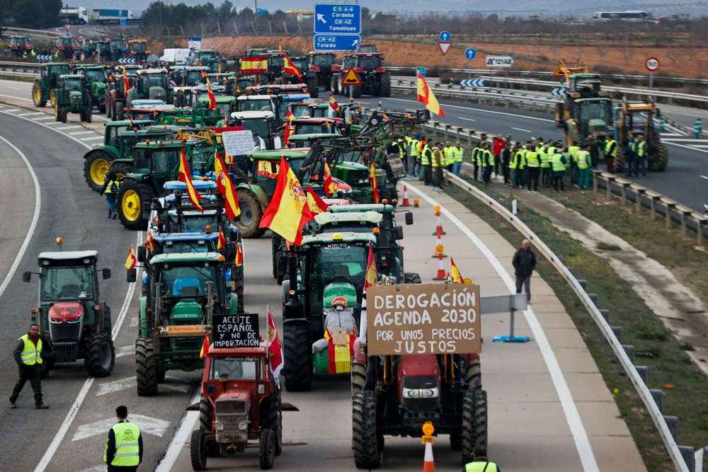Tractorada en Madrid, el miércoles 10 de febrero, contra el acuerdo UE-Mercosur.