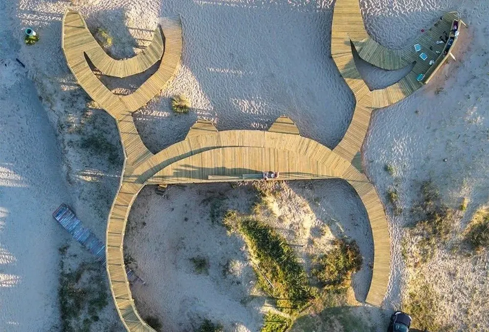 Vista aérea del nuevo parador construido en Antoniópolis