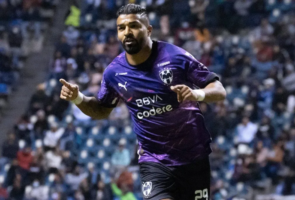 El festejo de Rodrigo Aguirre