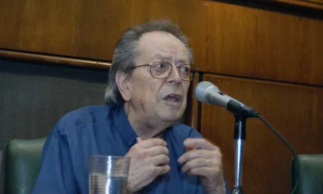 Murió el poeta Washington Benavides