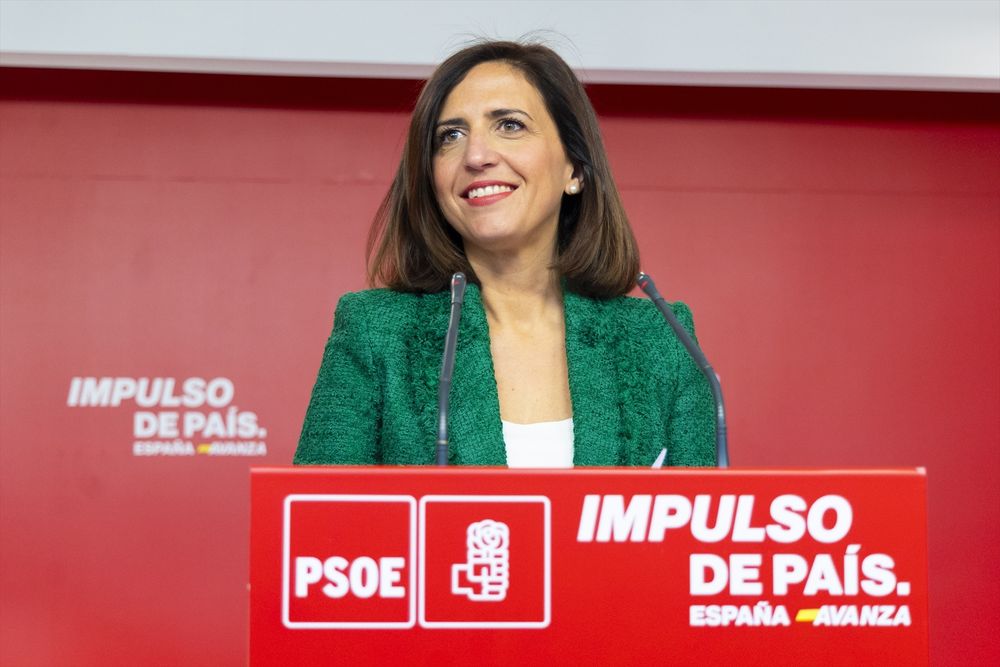 La portavoz del PSOE, Esther Peña.