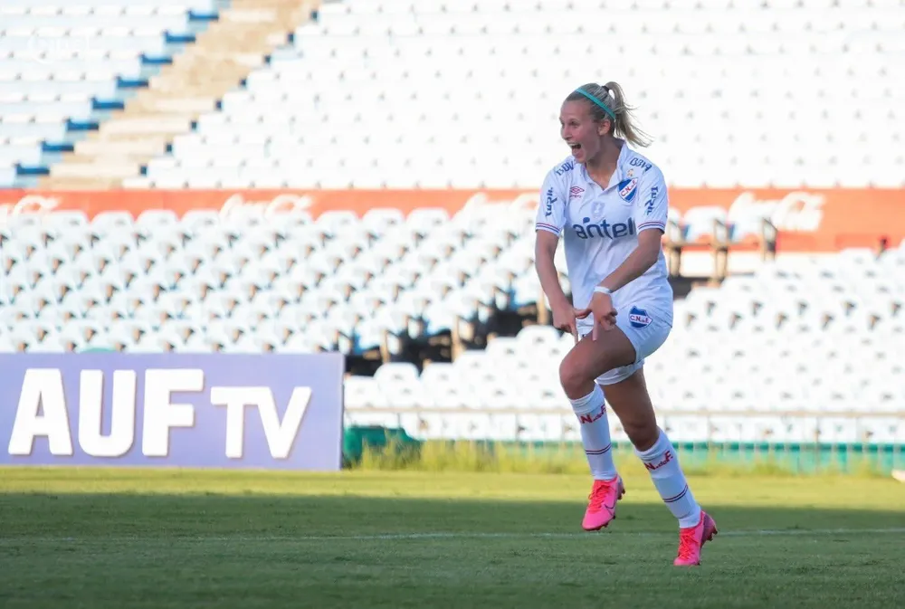 Antonella Ferradans, Nacional