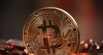La cotización del bitcoin bate récord con un valor cercano a US$ 20 mil