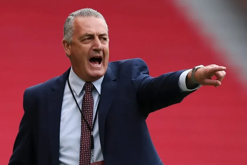 Gustavo Alfaro, entrenador de Costa Rica, que este viernes enfrentará a la selección de Uruguay