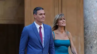 El presidente de España, Pedro Sánchez, y su esposa Begoña Gómez.