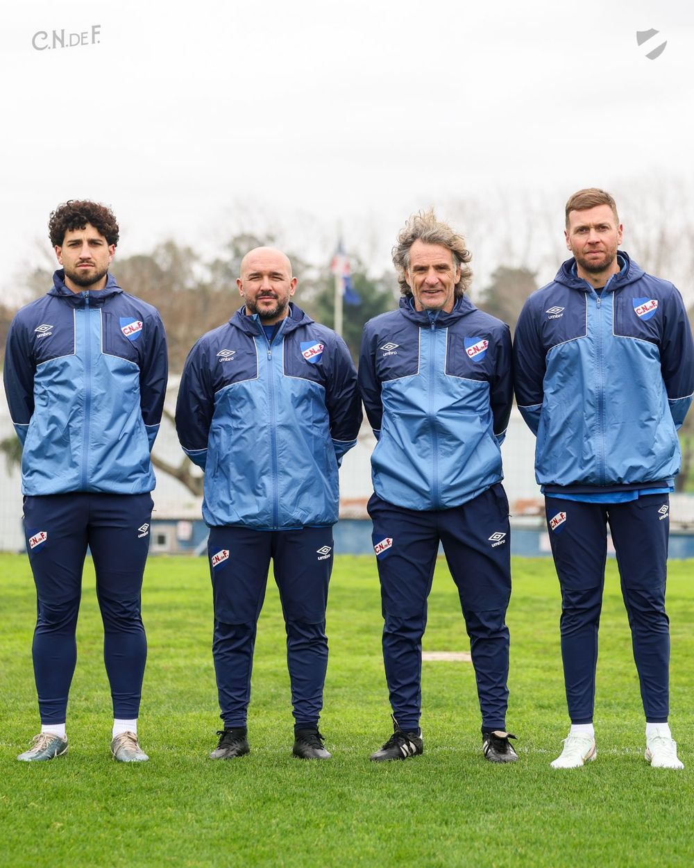 El cuerpo técnico: Agustín Pérez (videoanalista), Rodrigo Bengua (AT), Daniel Carreño (DT) y Santiago Mendaña (PF). El cuerpo técnico: Agustín Pérez (videoanalista), Rodrigo Bengua (AT), Daniel Carreño (DT) y Santiago Mendaña (PF).