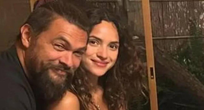 Jason Momoa y Adria Arjona