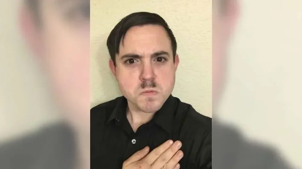 Imitador de Hitler detenido por el asalto al Capitolio