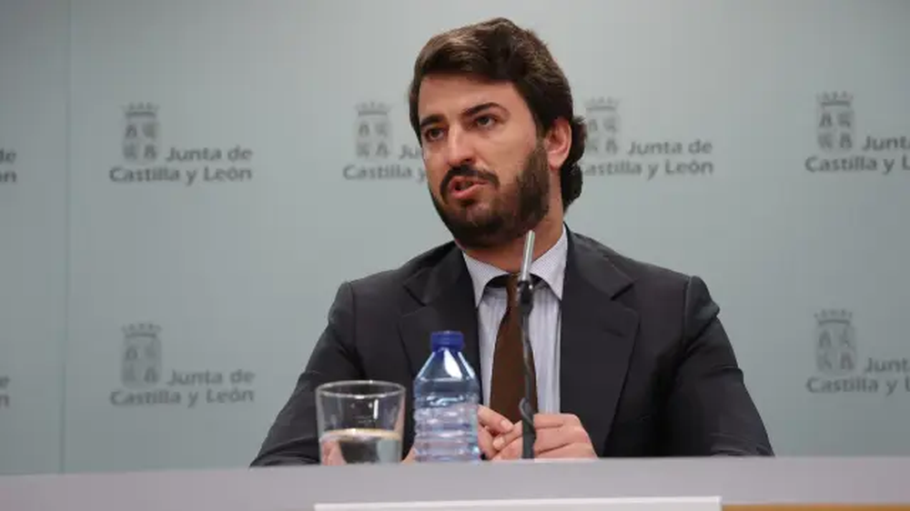 El exvicepresidente de Castilla y León, Juan García-Gallardo, ofrece una rueda de prensa en Valladolid para explicar la ruptura de su pacto de Gobierno