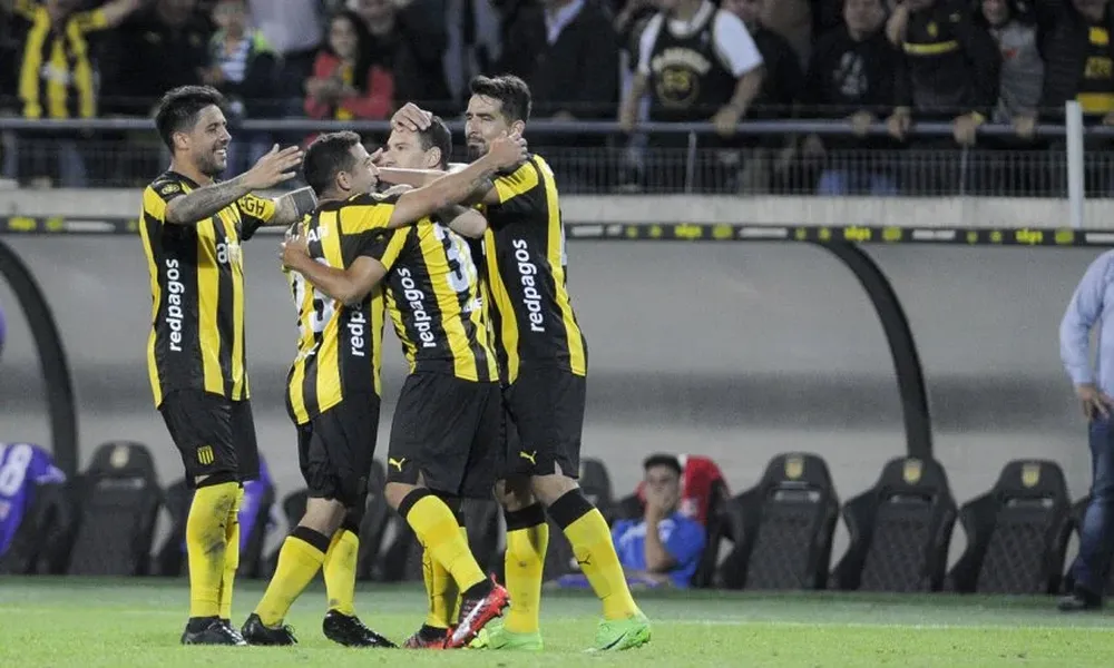 Peñarol sigue de festejo