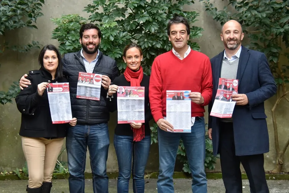 De izquierda a derecha Virginia Cáceres, Matías Barreto, Marcela Pérez, Pablo Ferrari y Eduardo Sanguinetti