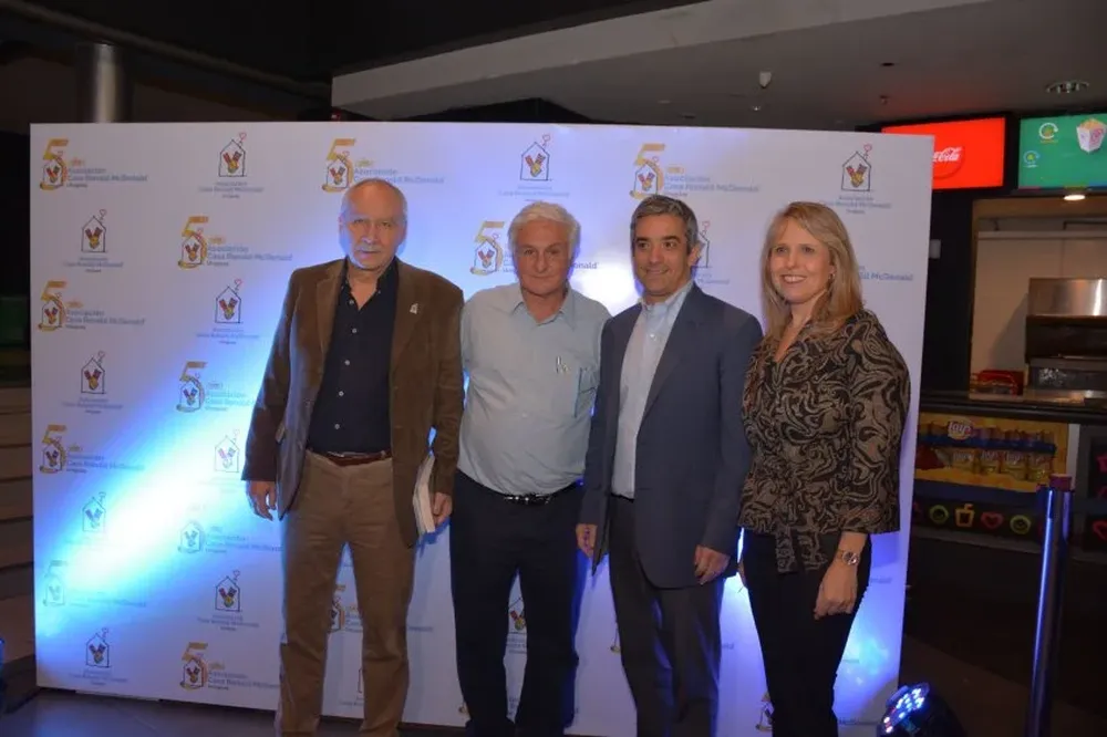 Pablo Nerci, Roberto Canesa, Ricardo Mendez y Sandra Marcos