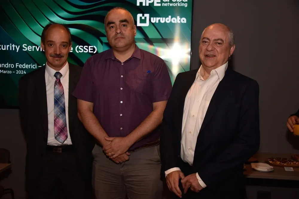 Fabián Rodríguez, Alejandro Reyna y Luis Layerle
