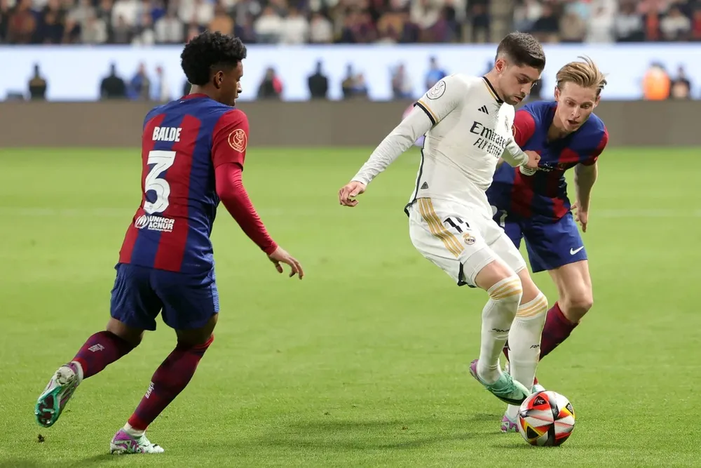 El fútbol español y la gran cantidad de ingresos.