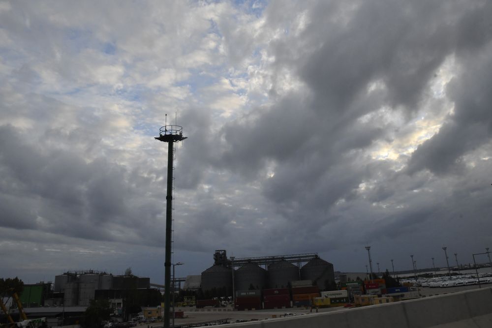 El tiempo, el clima, tormentas, nubes, lluvia, mal tiempo.