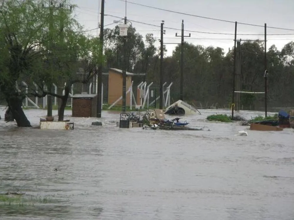 Avance de aguas en Melo