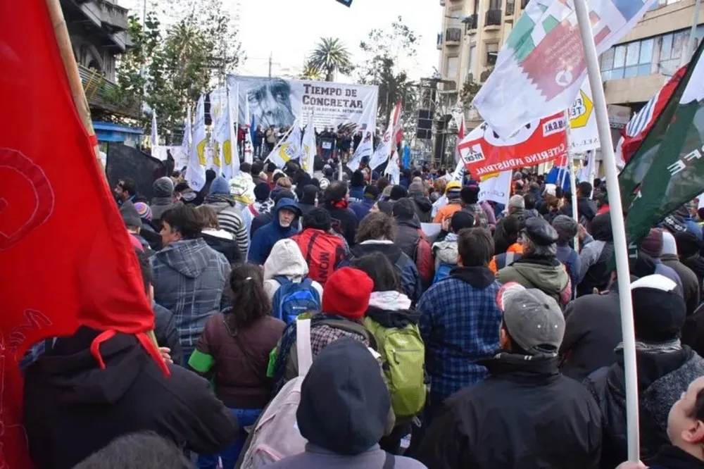 PIT CNT convocó a un paro nacional de 24 horas