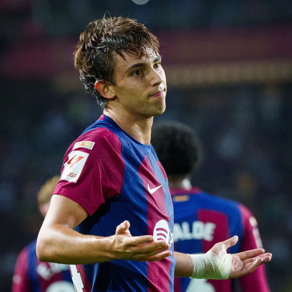 Joao brilla en su debut como titular.