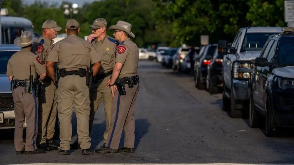 Policía en Uvalde