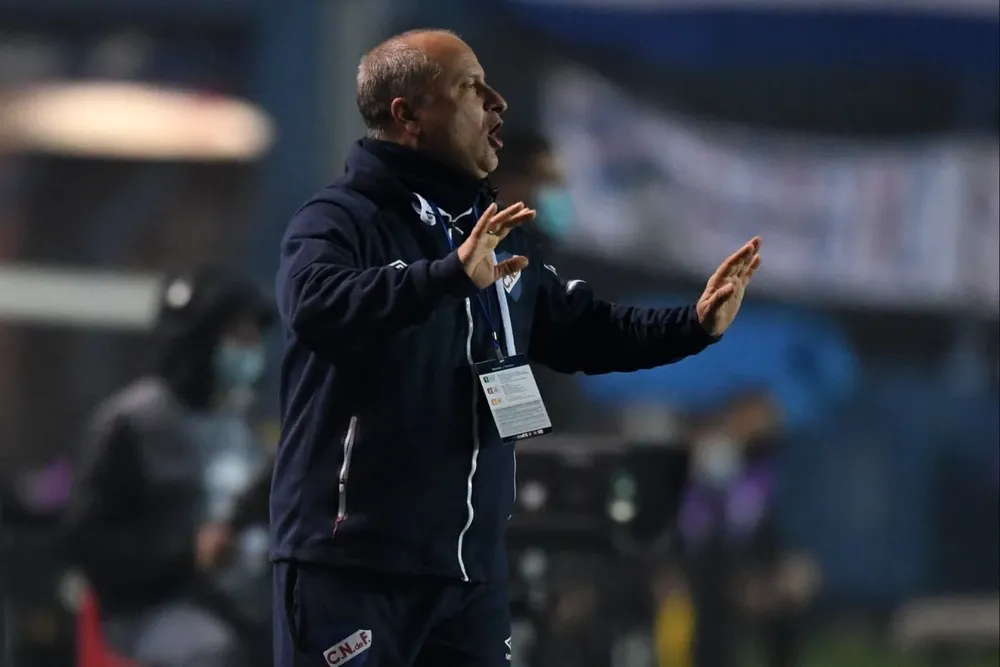 Alejandro Cappuccio lleva 23 partidos dirigidos en Nacional